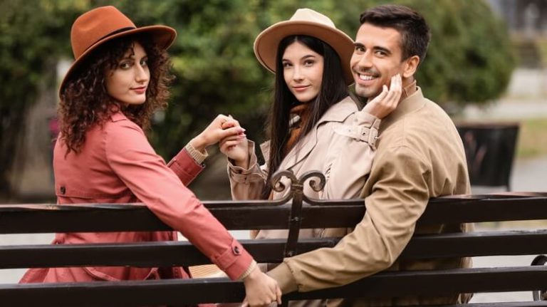 Being a Primary in a Poly Relationship: Here Is How to Navigate and Integrate Successfully
