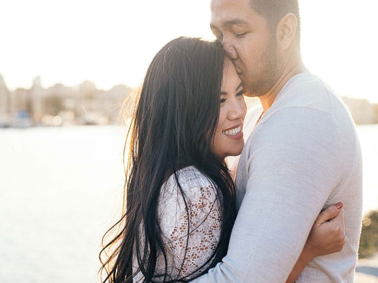 How Often Should You See Your Side Chick?