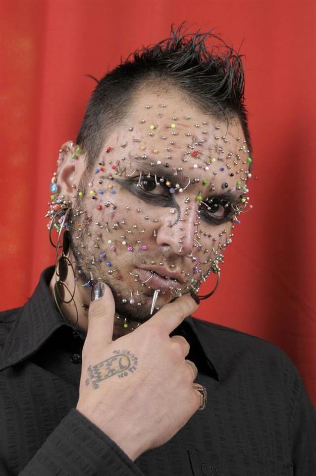 Who Has The Most Piercings In The World A List Of Top 5 Kenyalogue